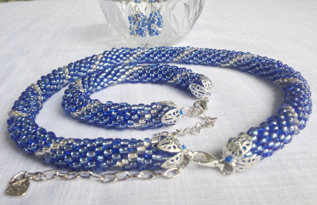 Bead crochet necklace and bracelet
